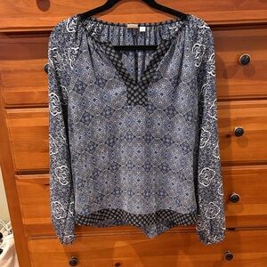 GAP Navy and Black Geometric Blouse